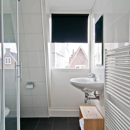 Familie & Ξενοδοχείο Αλκμάαρ