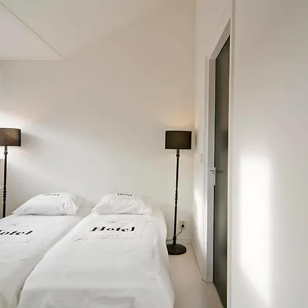 Familie & Ξενοδοχείο Αλκμάαρ