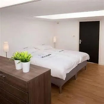 Familie Hotel & Apartments Alkmaar
